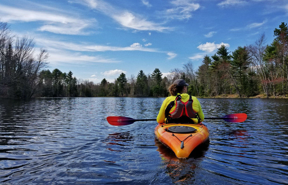 Beginner friendly paddles Maine kayaking runaround Pond